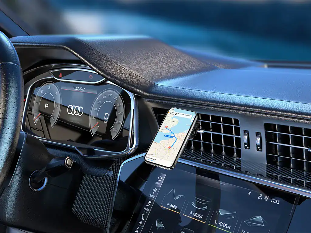Navegação por smartphone no painel de carro da Audi com display digital e sistema de infotainment moderno.