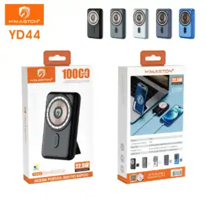 Carregador portátil YD44 de 20000mAh com entrada USB-C, compacto e leve, ideal para recarregar dispositivos móveis em qualquer lugar. Design moderno e alta capacidade para uso diário.