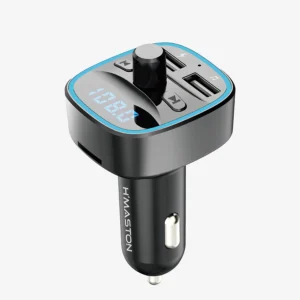 Carregador veicular H'MASTON com tela digital, portas USB e controle de energia, ideal para carregar dispositivos móveis com eficiência e segurança.